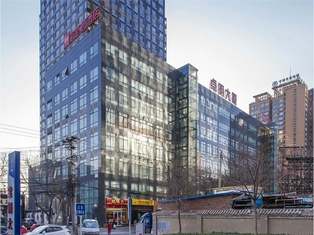 泰州翻新球场施工